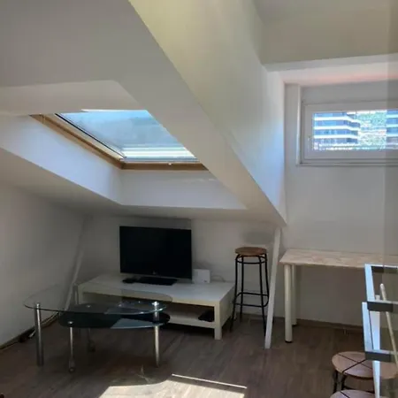 Cosy Ema In The Historical Old Town Apartma Koper
